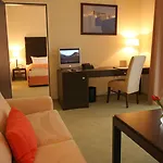 호텔 Brandenburg & Fontane Therme 네우루핀