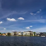 호텔 Brandenburg & Fontane Therme 네우루핀