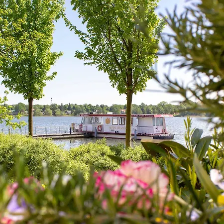 Brandenburg & Fontane Therme Hotel
