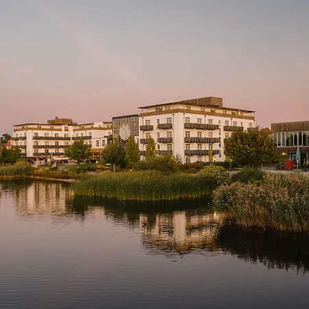 Brandenburg & Fontane Therme 4*