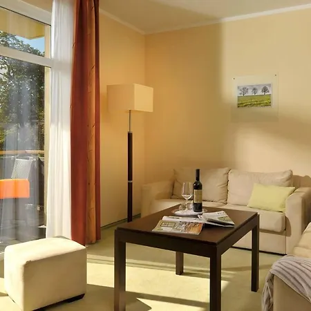 Brandenburg & Fontane Therme 4*