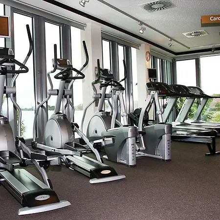 Отель Brandenburg & Fontane Therme