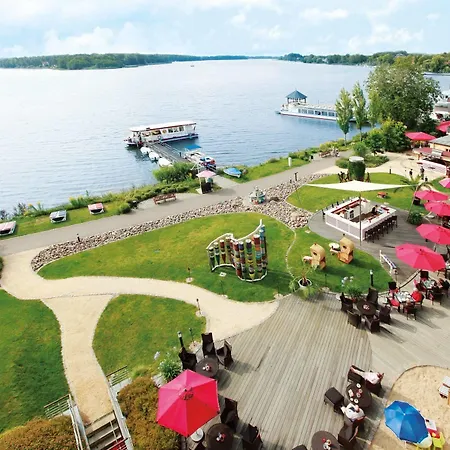 Отель Brandenburg & Fontane Therme