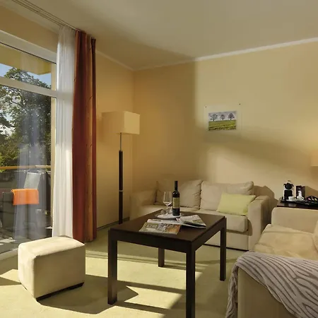 Отель Brandenburg & Fontane Therme