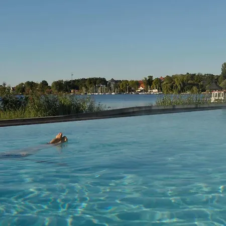 Brandenburg & Fontane Therme 4*