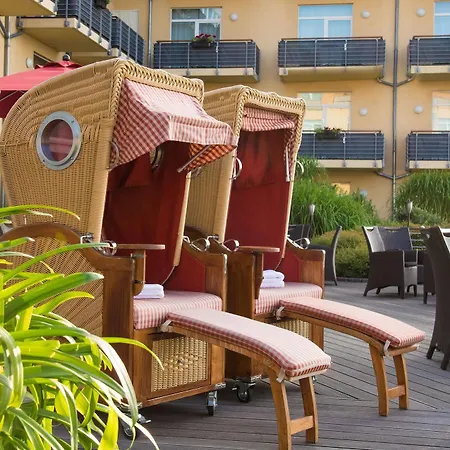 Brandenburg & Fontane Therme 4* Нойруппин