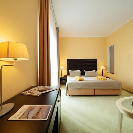 Brandenburg & Fontane Therme