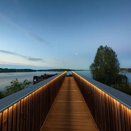 Brandenburg & Fontane Therme Отель Нойруппин