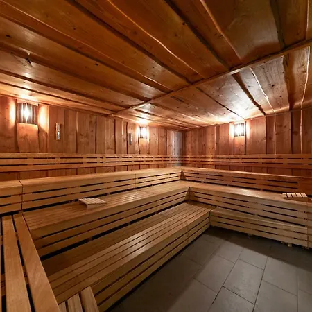 Brandenburg & Fontane Therme Нойруппин