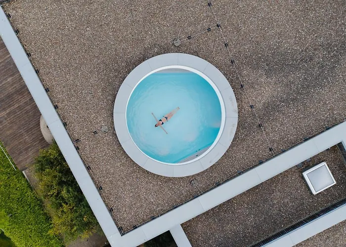 فندق Brandenburg & Fontane Therme نيوروبين