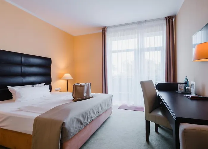 Brandenburg & Fontane Therme Hotel