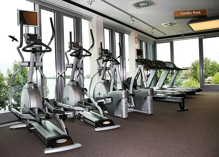 Brandenburg & Fontane Therme فندق نيوروبين